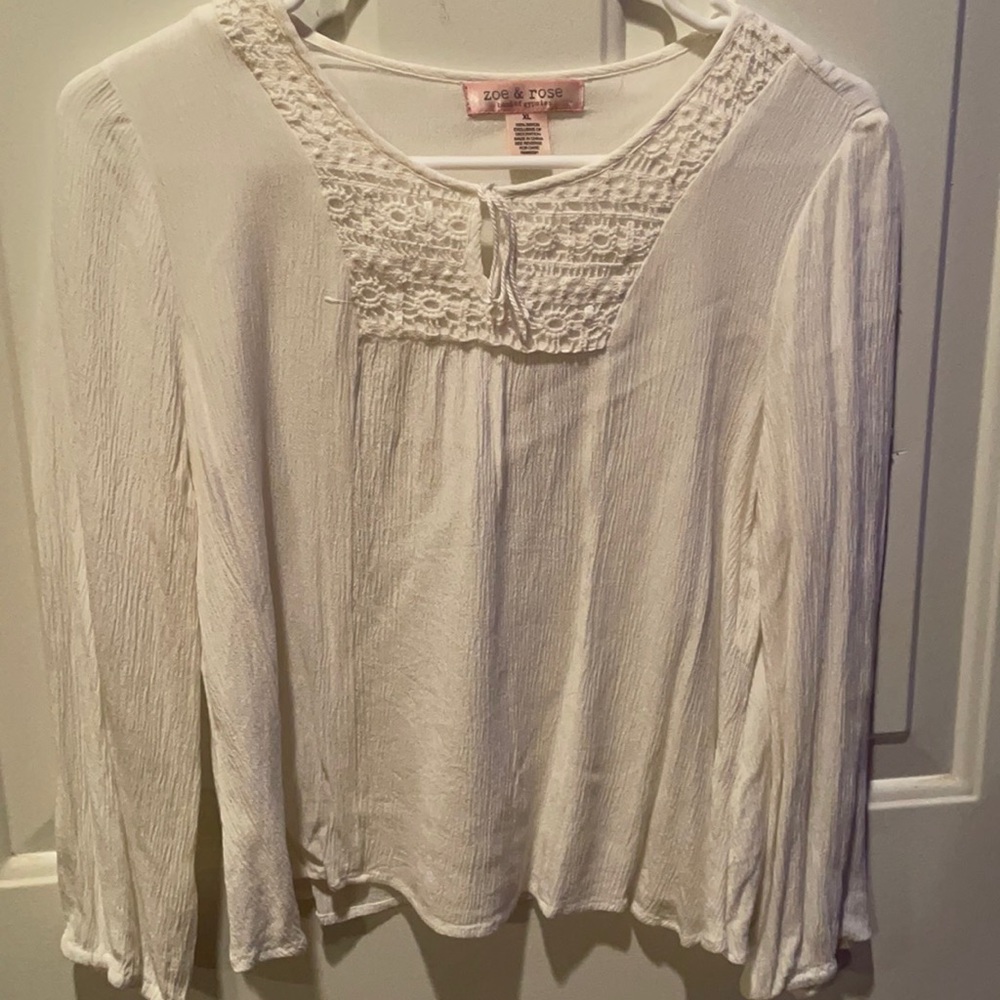White long sleeve gypsy crochet tie blouse